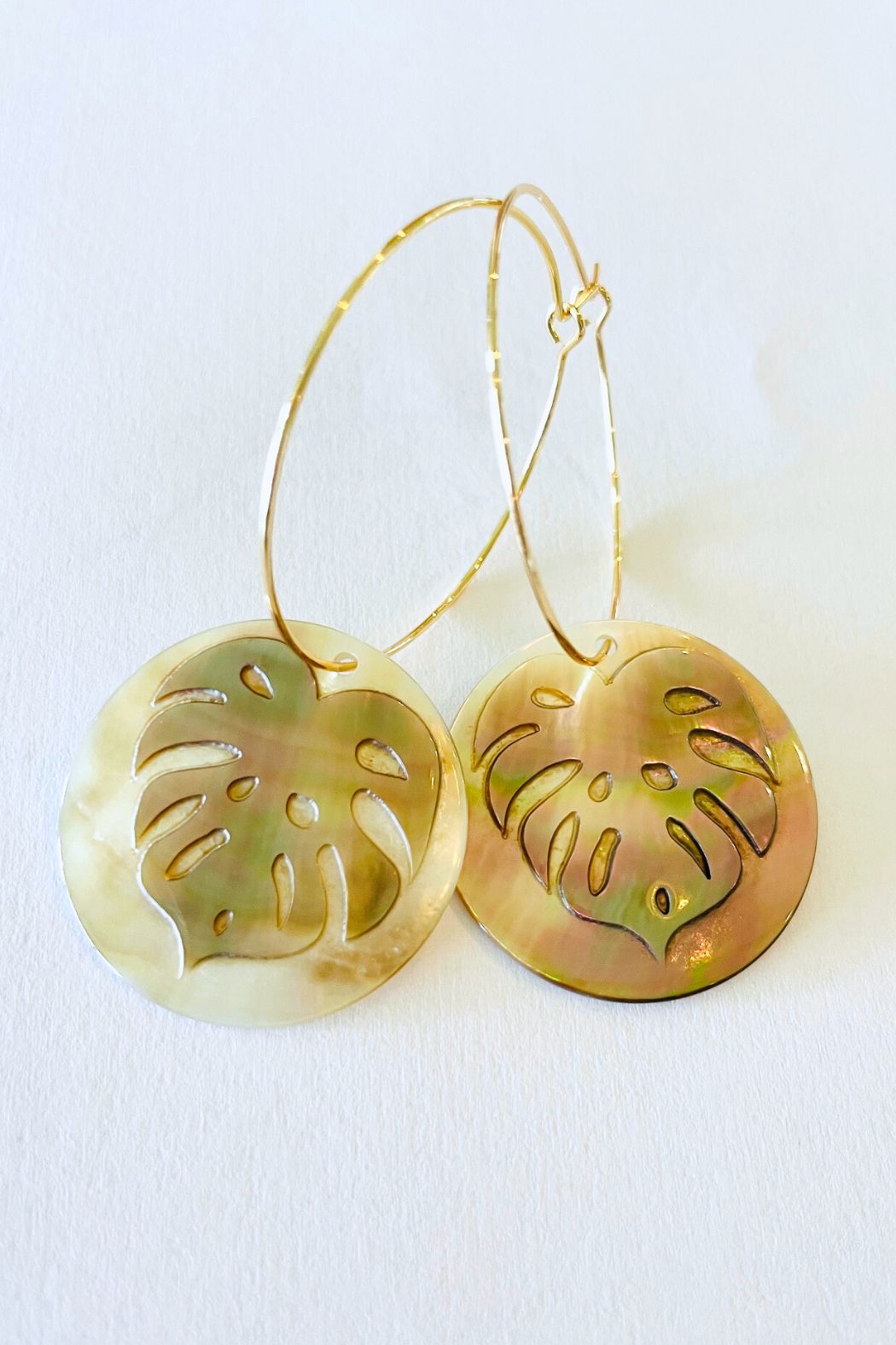 1" Hoop ~ Medium Carved Mother of Pearl Monstera