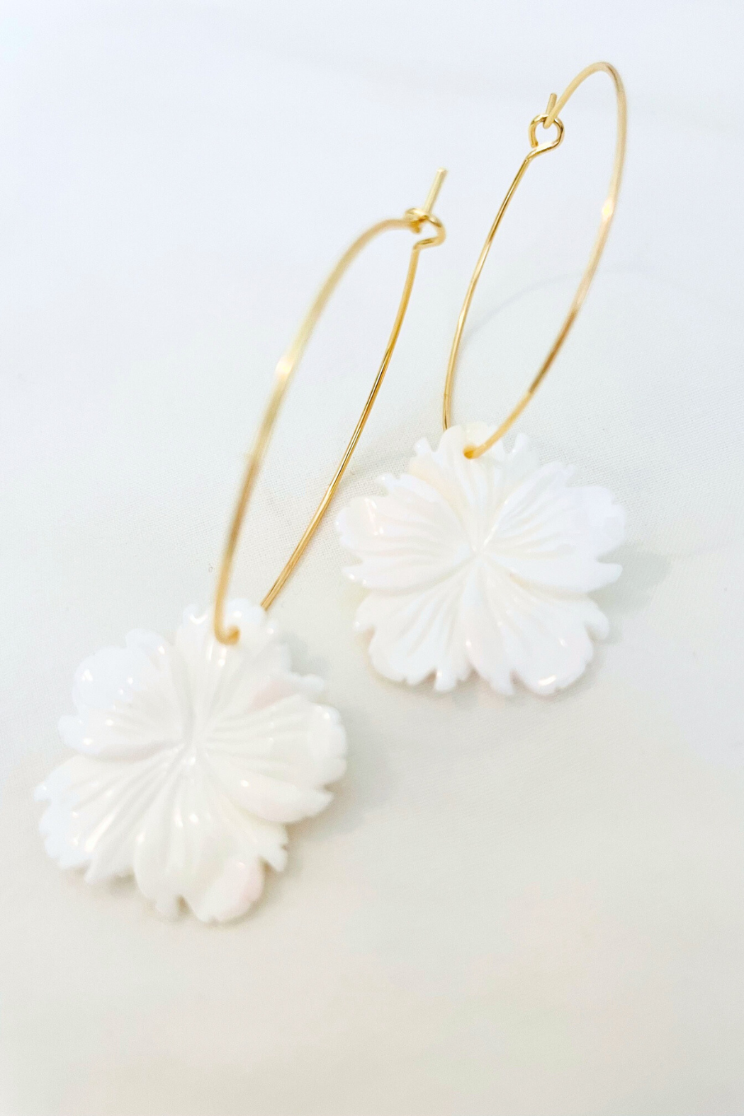 1" Mini Hoops ~ Shell Hibiscus Earring