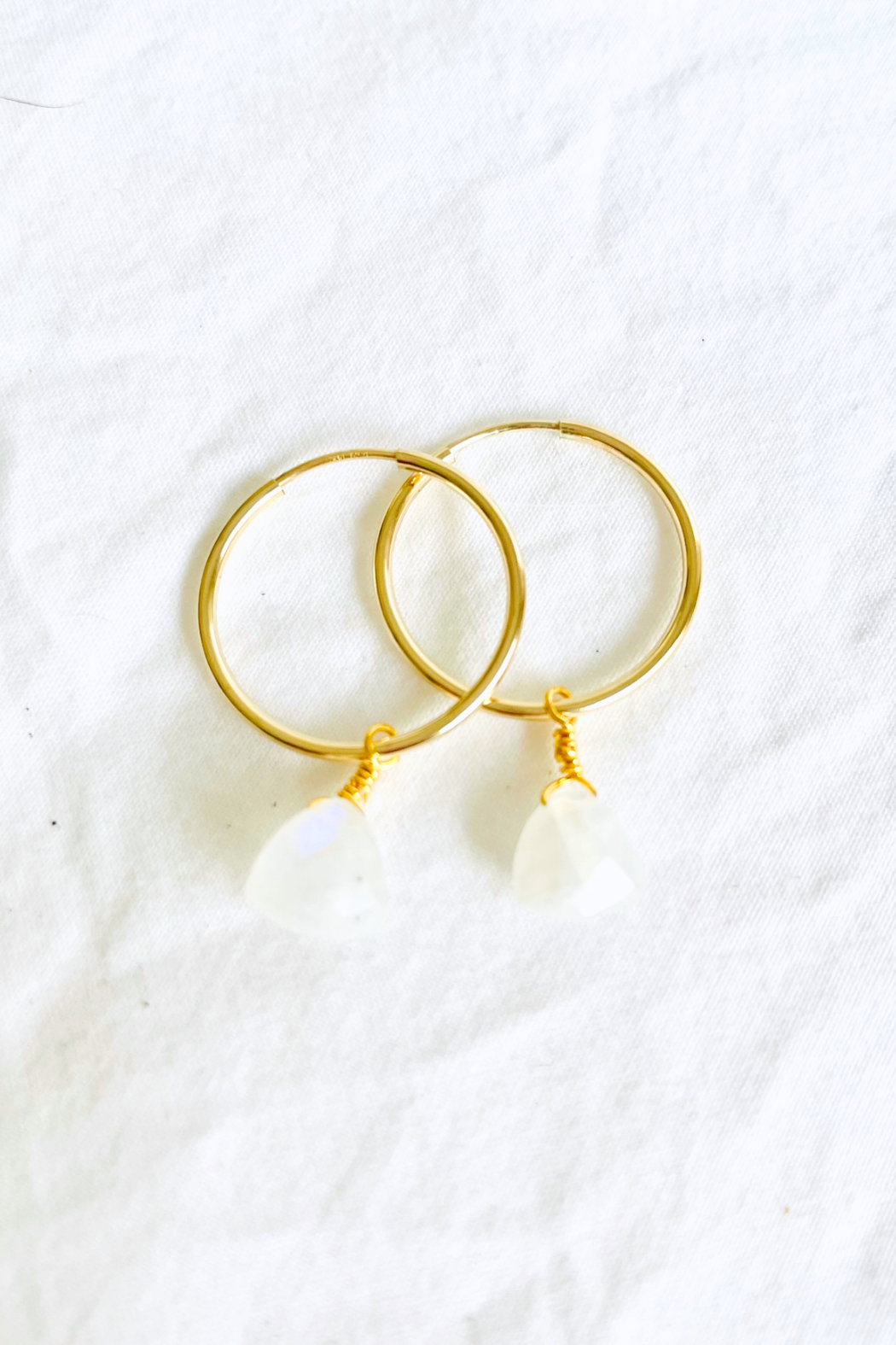 3/4" Hoop ~ Petite Gem