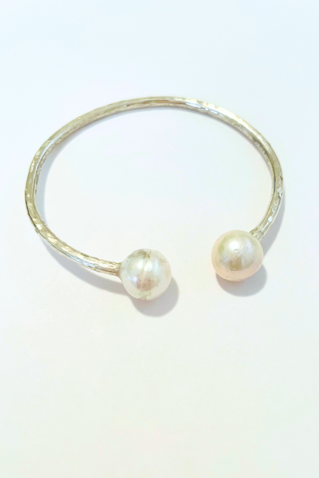 Mahina Pearl Silver Cuff