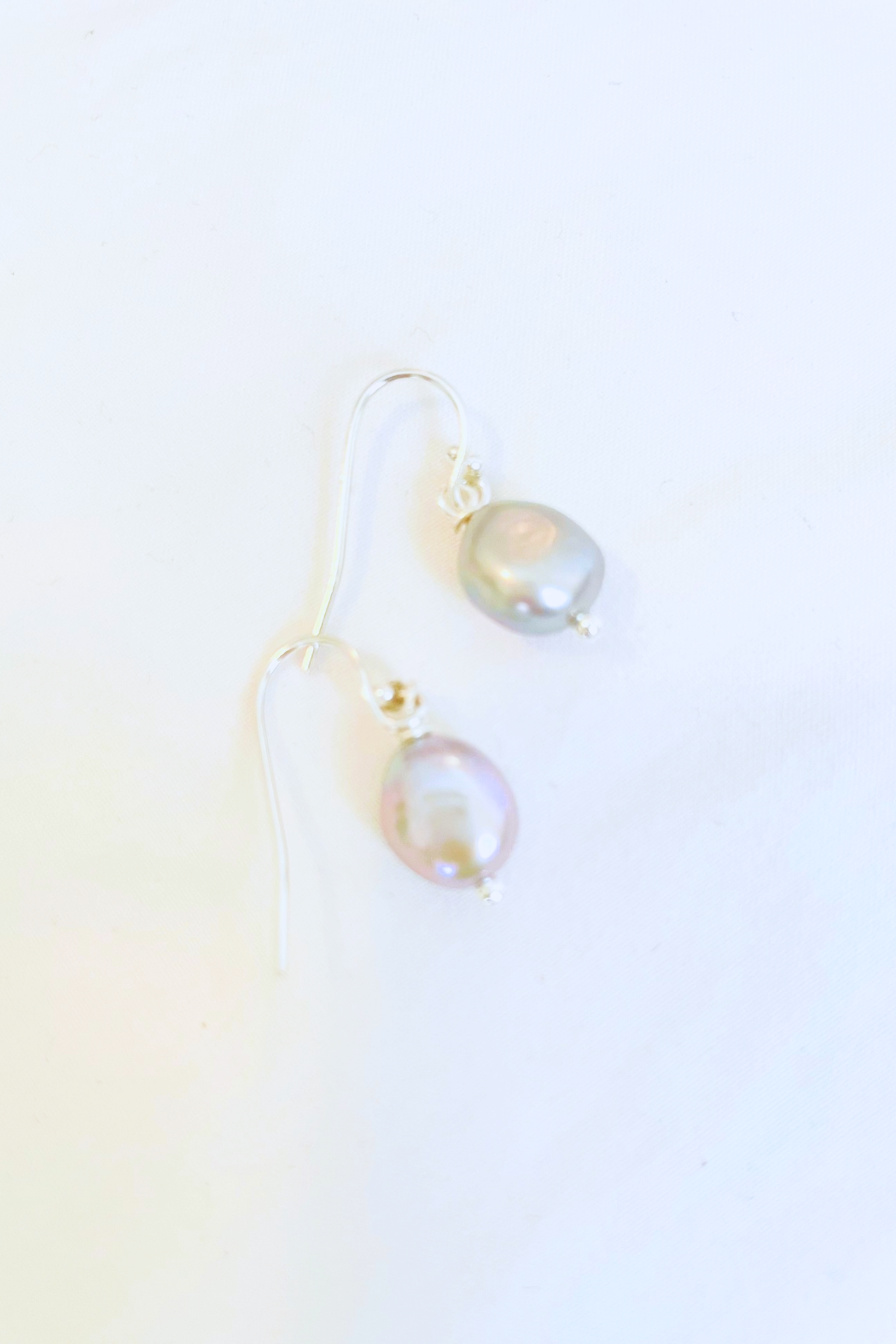 Mini Pearl Dangle