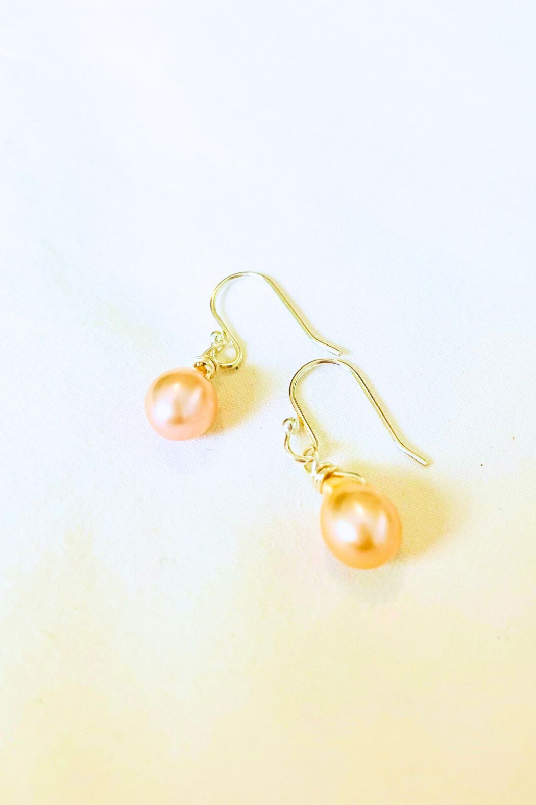 Mini Pearl Dangle