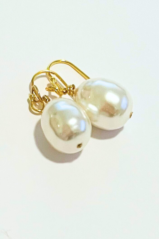 Baroque White Pearl Dangle Earring - 12-15MM