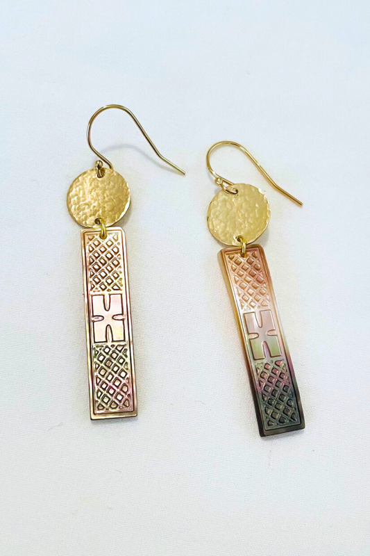 Kekoa Gold Disc Carved Shell Earring