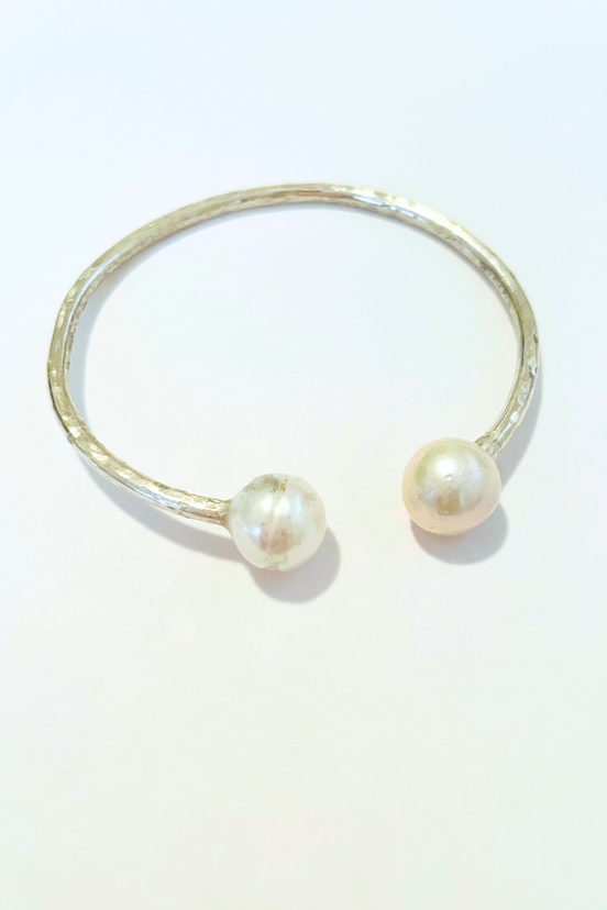 Mahina Pearl Silver Cuff