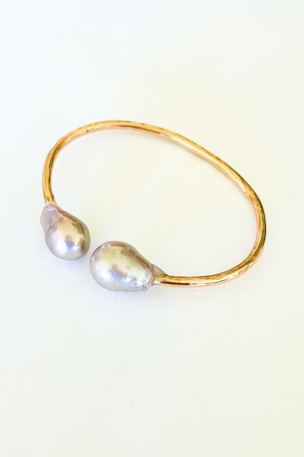 Pohina Pearl Gold Cuff