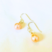 Mini Pearl Dangle