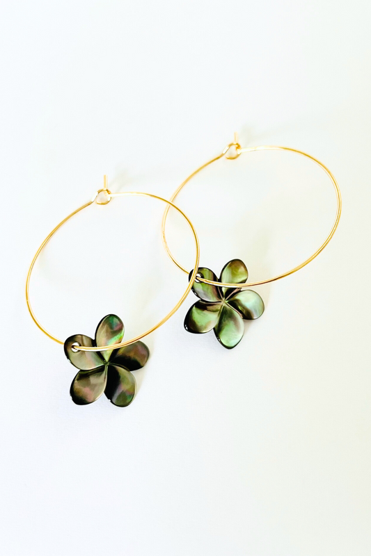 Polynesia Plumeria Black Mother of Pearl Earring