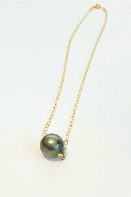 Tahitian Large Pearl Floating Necklace