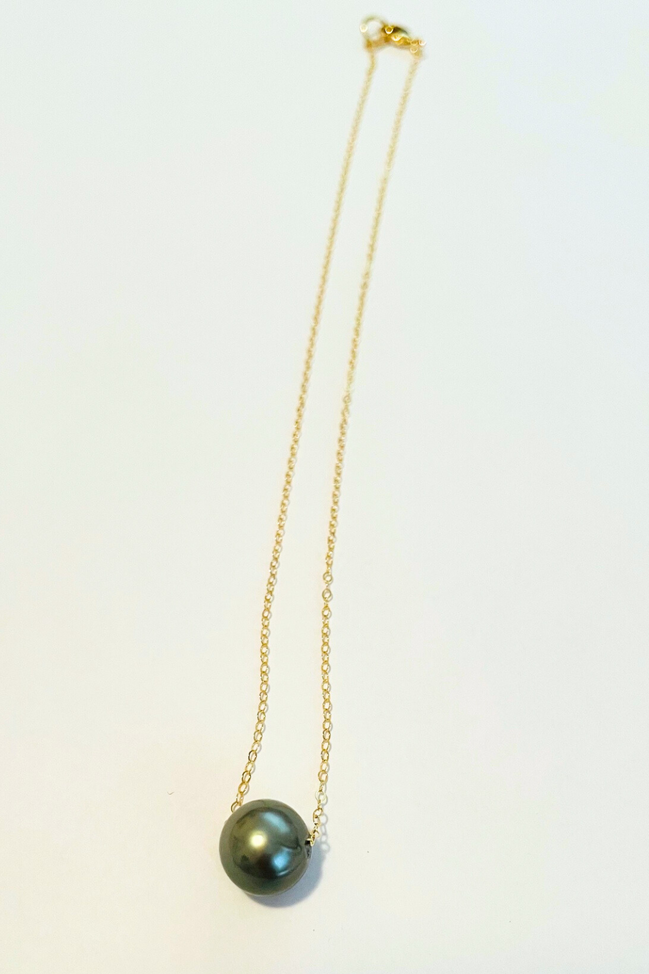 Tahitian Medium Pearl Floating Necklace