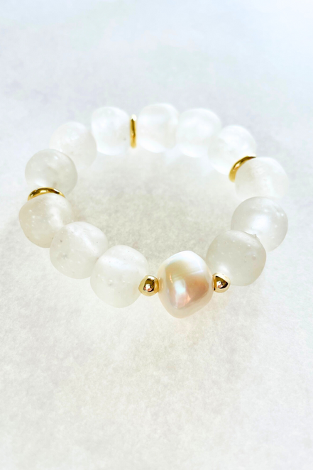 Maui Frosted Beach Glass + Baroque Pearl Bracelet